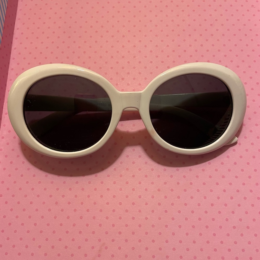 VINTAGE FRAME SUNGLASSES